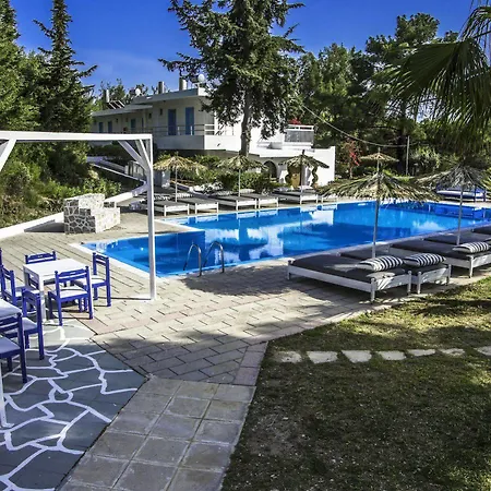 Pine Trees Art Lejlighedshotel