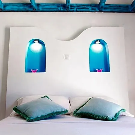 Aparthotel Pine Trees Art 2*