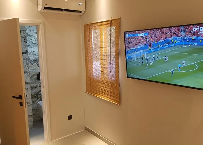 Pine Trees Art Иксиа