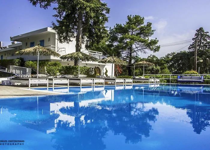 Pine Trees Art 2* Ixia (Rhodes)