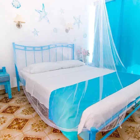 Pine Trees Art Lägenhetshotell