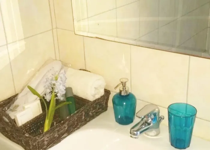 Pine Trees Art 2* Ixia (Rhodes)