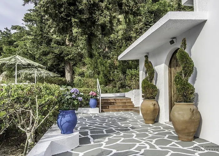 Aparthotel Pine Trees Art Ixia (Rhodes)