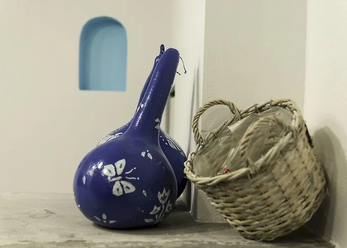 Pine Trees Art Aparthotel